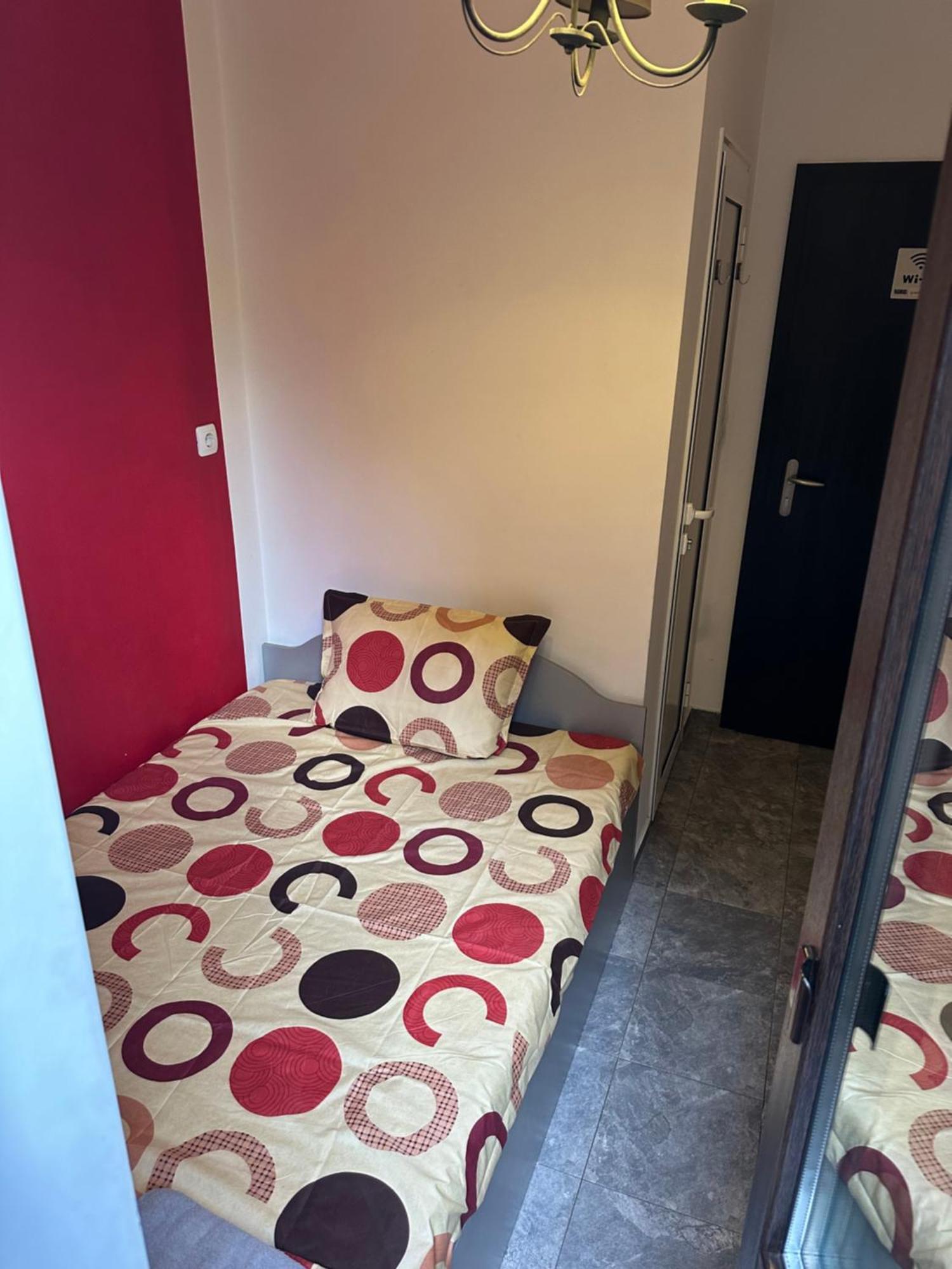Comfort Guest Rooms Plovdiv Esterno foto